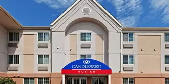 Candlewood Suites Wichita Airport