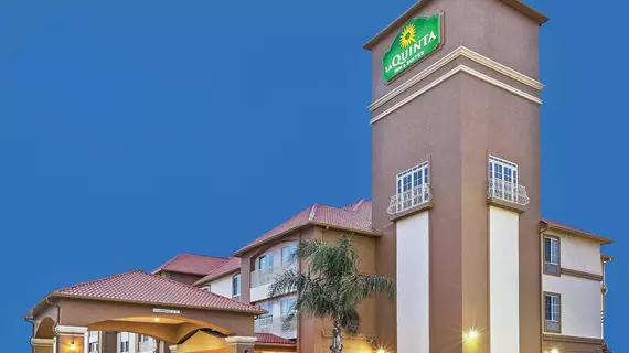 La Quinta Inn & Suites Houston Hobby Airport | Teksas - Houston (ve civarı) - Houston