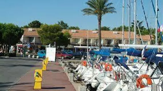 Hotel du Port | Occitanie - Pyrenees-Orientales (Doğu Pireneler) - Canet-en-Roussillon - Canet-Plage