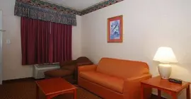 Quality Inn & Suites Orangeburg | Güney Karolayna - Orangeburg (ve civarı) - Orangeburg