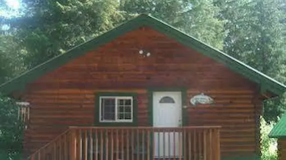 Box Canyon Cabins | Alaska - Seward