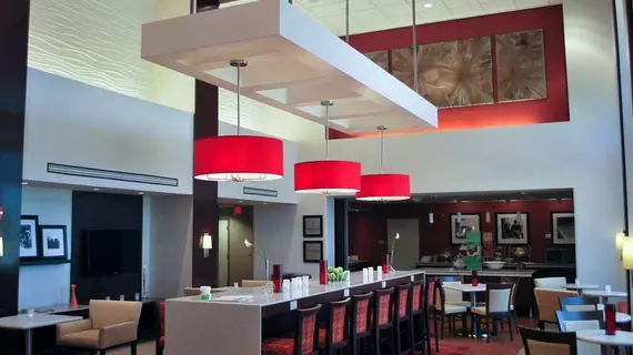 Hampton Inn & Suites Shreveport | Louisiana - Bossier Parish - Shreveport (ve civarı) - Shreveport