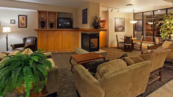 Holiday Inn Express Seward Harbor | Alaska - Seward