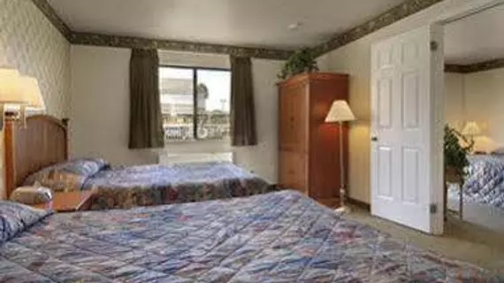 Howard Johnson Inn-Saint George | Utah - St. George (ve civarı) - St. George