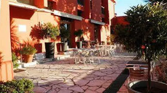 Mandarina Hotel | Provence - Alpes - Cote d'Azur - Var - Cannes (ve civarı) - Grasse