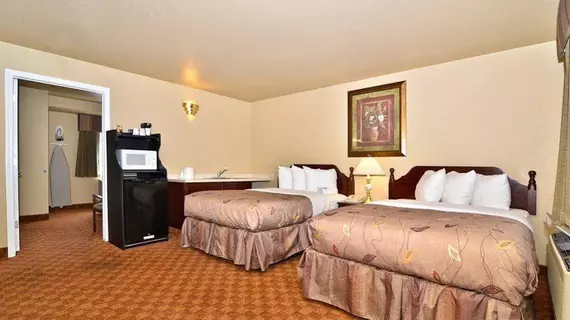 Best Western Fallon Inn & Suites | Nevada - Fallon (ve civarı) - Fallon