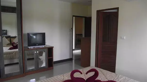 Baanthara Guesthouse | Krabi İli - Krabi