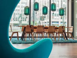 Motel One Düsseldorf Hauptbahnhof | Kuzey Ren-Westfalia - Düsseldorf (ve civarı) - Düsseldorf - Stadtmitte