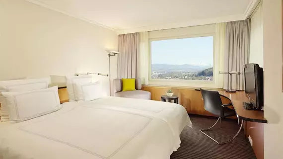 Swissotel Zurich | Zürih Kantonu - Zürih (ve civarı) - Oerlikon