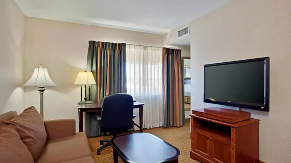 Holiday Inn Express Hotel & Suites Pasadena-Colorado Boulevard | Kaliforniya - Los Angeles County - San Gabriel Valley