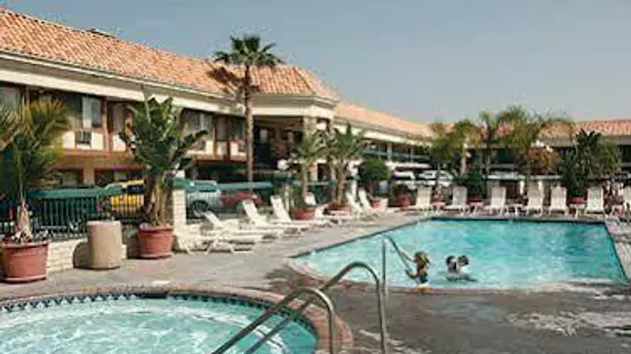 Tropicana Inn & Suites | Kaliforniya - Orange County - Anaheim - Anaheim Resort