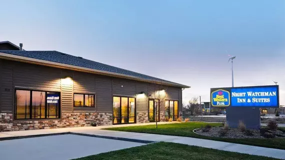 Best Western Plus Night Watchman Inn & Suites | Kansas - Greensburg