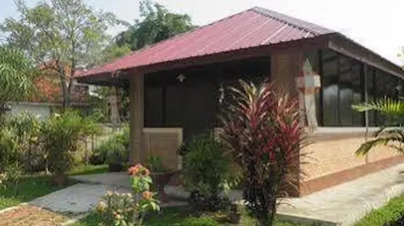 Romyen Garden Resort | Chiang Mai İli - Doi Saket