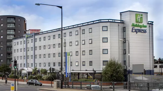 Holiday Inn Express Royal Docks | Londra (ve civarı) - Newham - Canning Town