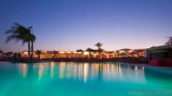 Mercure Hurghada Hotel | Kızıldeniz İli - Hurgada (ve civarı) - Hurgada - Village Road