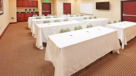 Holiday Inn Express Guymon | Oklahoma - Guymon