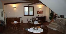 Bed & Breakfast Giardinos | Sardinya - Sassari - Olbia