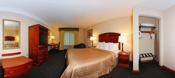 Quality Inn & Suites Northampton | Massachusetts - Springfield (ve civarı) - Northampton