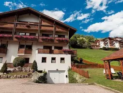 Raschötzhof | Trentino-Alto Adige - Güney Tirol (il) - Funes - Funes