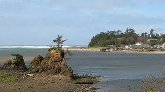 Salmonberry Inn & Beach House | Oregon - Oregon Coast - Lincoln City