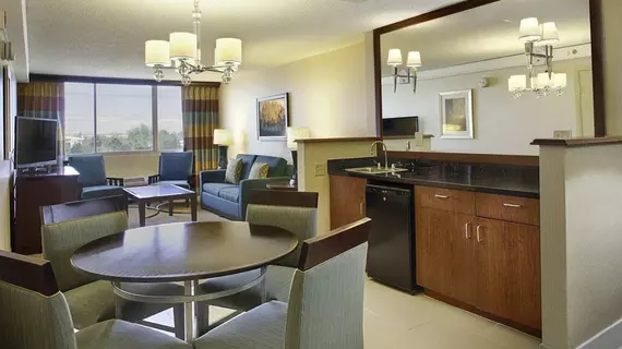 DoubleTree By Hilton Hotel Denver - Stapleton North | Kolorado - Denver (ve civarı) - Denver