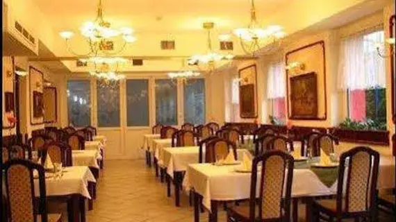 Hotel Pólus | Pest County - Budapeşte (ve civarı) - Rakospalota