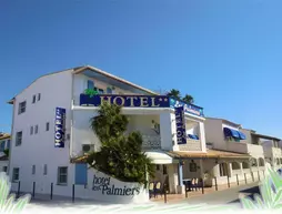 Hotel Les Palmiers En Camargue | Provence - Alpes - Cote d'Azur - Bouches-du-Rhone (bölge) - Arles (ve civarı) - Saintes-Maries-de-la-Mer