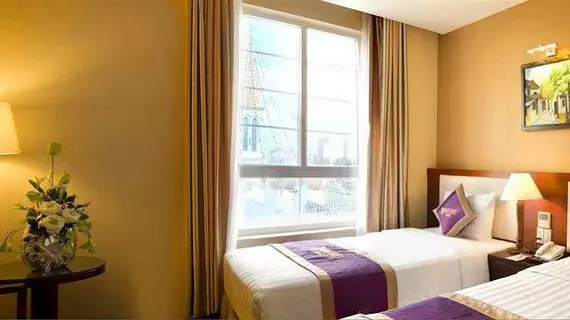 Moonlight Hotel | Binh Duong (vilayet) - Ho Şi Min Şehri (ve civarı) - Ho Chi Minh City - Quận 1 - Ho Chi Minh Şehri Merkezi