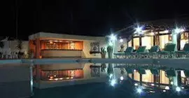 Hotel Girassol | Northeast Region - Bahia (eyaleti) - Porto Seguro (ve civarı) - Porto Seguro - Taperapua Plajı