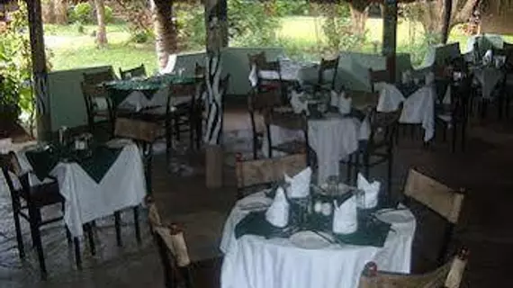 L'Oasis Lodge & Restaurant | Arusha Bölgesi - Arusha