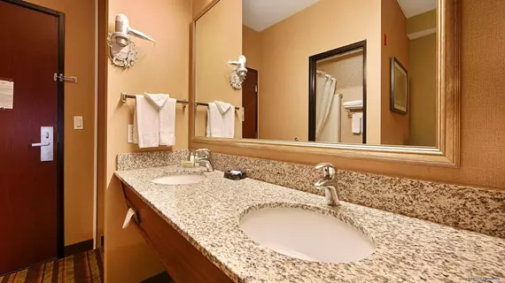 Wilsonville Inn And Suites | Oregon - Portland (ve civarı) - Wilsonville