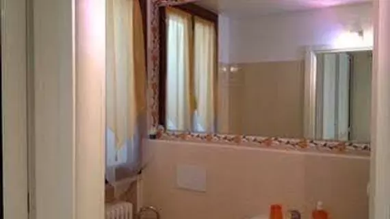 B&B Villa Fior di Loto | Lombardy - Brescia (il) - Limone sul Garda