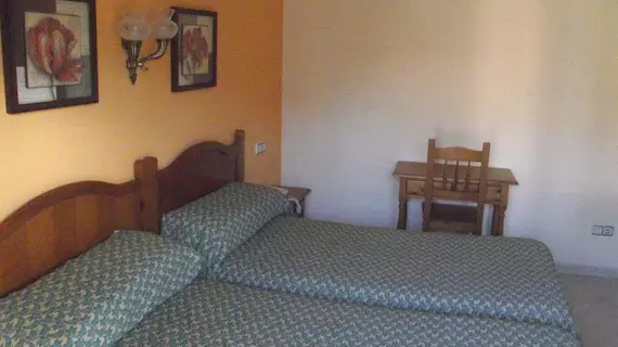 Hostal Italia | Andalucia - Malaga İli - Fuengirola - Fuengirola Kent Merkezi