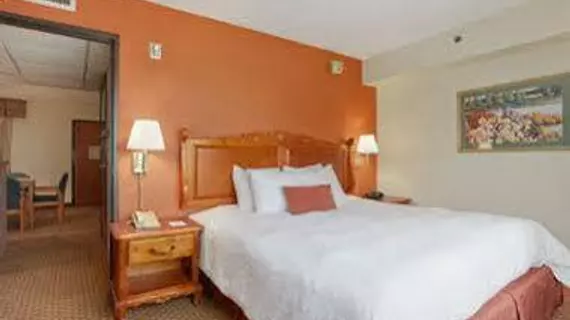 Baymont Inn and Suites Warren | Michigan - Detroit (ve civarı) - Warren