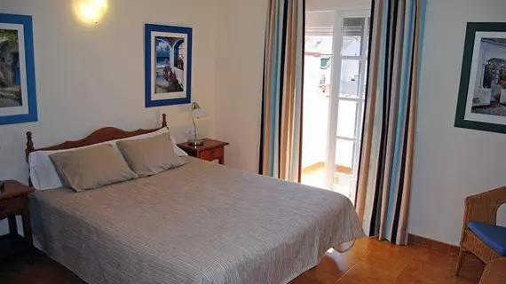 Hostal Marbella | Andalucia - Malaga İli - Fuengirola - Fuengirola Kent Merkezi