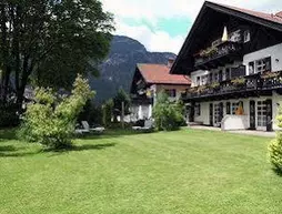 Hotel Edelweiss Garni | Bavyera - Garmisch-Partenkirchen