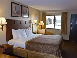 Greenstay Hotel and Suites - St. James | Missouri - Rolla (ve civarı) - St. James