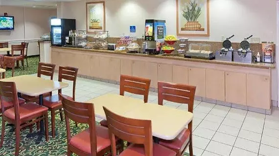 Fairfield Inn and Suites by Marriott Clearwater | Florida - St. Petersburg - Clearwater (ve civarı) - Clearwater