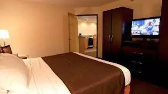 AmericInn Lodge & Suites Sartell | Minnesota - St. Cloud (ve civarı) - Sartell