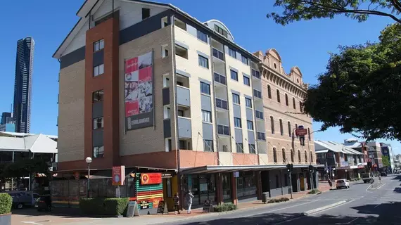 Central Brunswick Apartment Hotel | Queensland - Brisbane (ve civarı) - Fortitude Valley