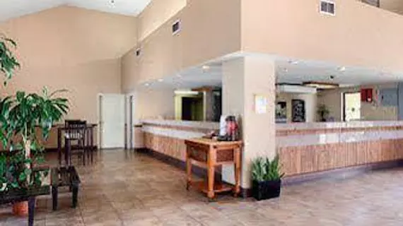 Days Inn Fontana / Rialto | Kaliforniya - San Bernardino County - San Bernardino (ve civarı) - Rialto