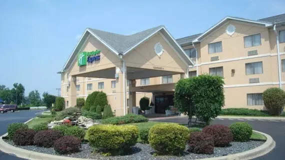 Holiday Inn Express Louisville Northeast | Kentucky - Louisville (ve civarı) - Louisville