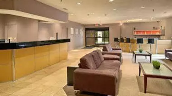 Ramada Hotel & Suites Glendale Heights | İllinois - Glendale Heights