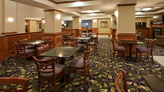 Holiday Inn Express Hotel & Suites Ada | Oklahoma - Ada