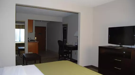 Holiday Inn Express & Suites Tell City | Indiana - Tell City