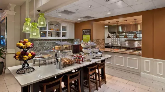 Hilton Garden Inn Birmingham / Lakeshore Drive | Alabama - Birmingham (ve civarı) - Homewood