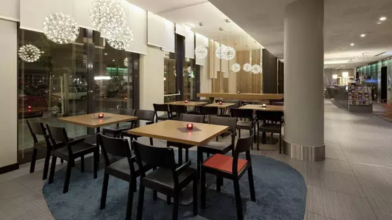 Premier Inn Berlin Alexanderplatz | Berlin (ve civarı) - Berlin - Mitte