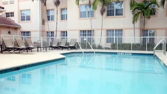 Residence Inn West Palm Beach | Florida - Palm Beach - Batı Palm Beach (ve civarı) - West Palm Beach