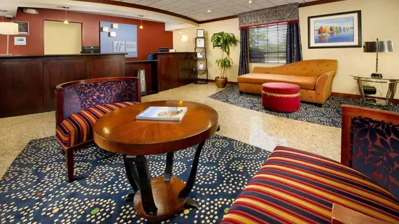 Holiday Inn Express Hotel & Suites Annapolis | Maryland - Annapolis (ve civarı) - Annapolis - Parole