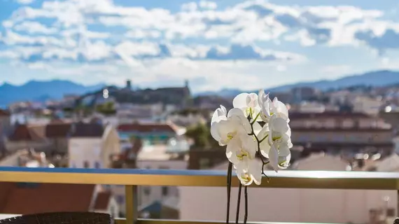 Hôtel Barrière Le Gray d'Albion | Provence - Alpes - Cote d'Azur - Var - Cannes (ve civarı) - Cannes